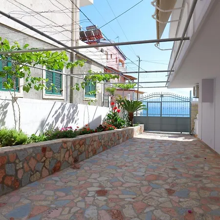 Kosta * Saranda
