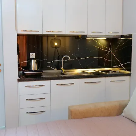 Apartament Kosta *