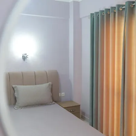 Kosta * Sarandë